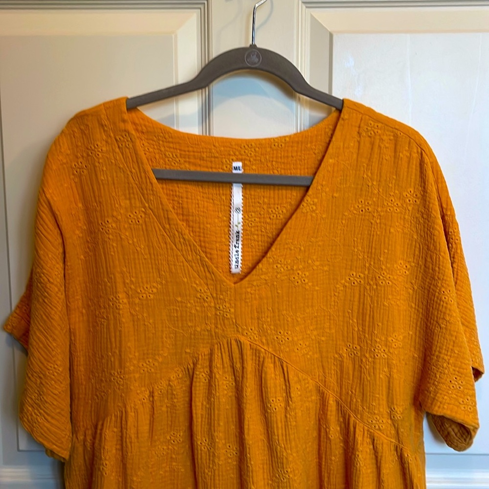 Beautiful Uncle Frank dress with side pockets. NWOT.  Never worn.